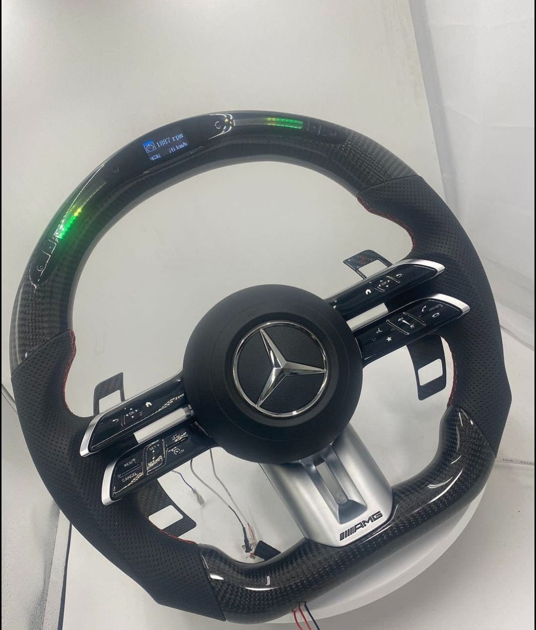 Systemcar67™MERCEDES-BENZ volant Volant haute performance pour Mercedes AMG - LED intégrées et palettes en carbone
