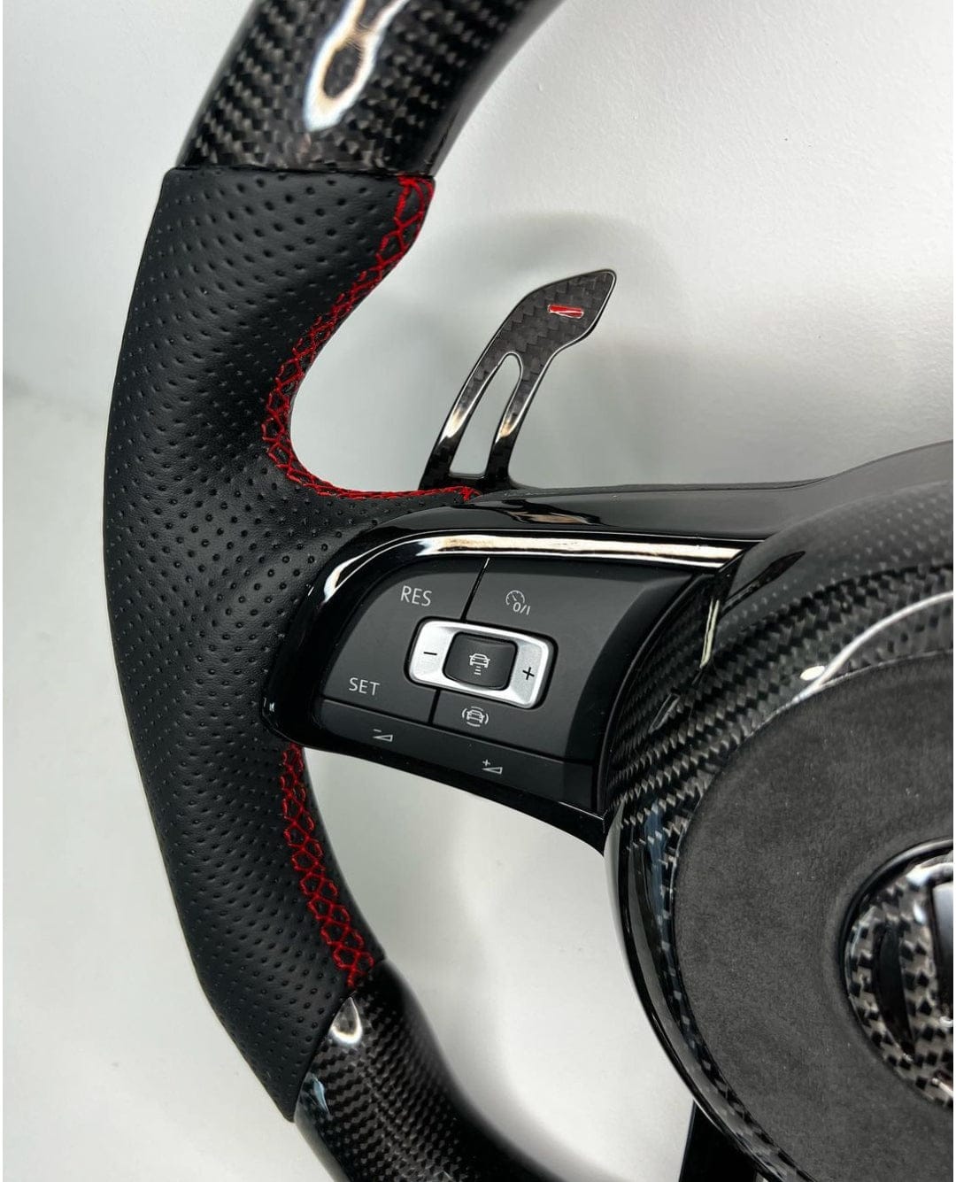 Systemcar67™Volant Carbone led pour Golf 7 Polo 5 Polo 6 Tiguan t-roc Golf 8 sirocco Volkswagen