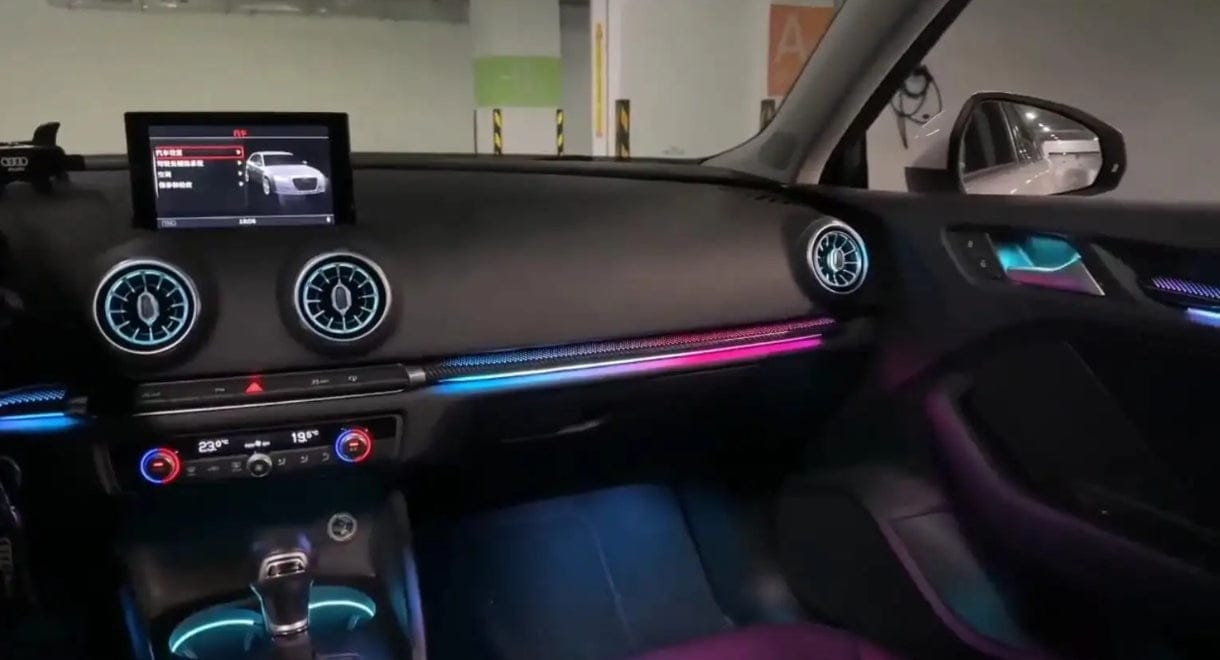 Systemcar67™ Audi A3 S3 2013-2020 Plug-and-play Kit ambiance éclairage 36 couleur