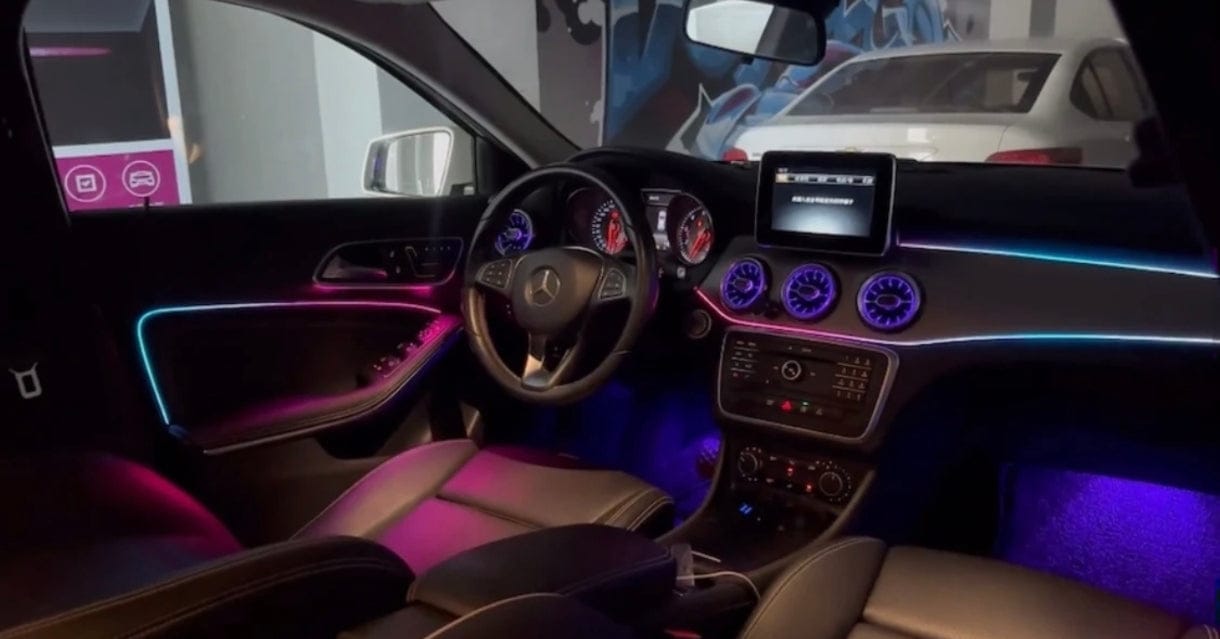 Kit ambiance Mercedes GLA W156 CLA W117 W176 W246 2013-2019 kit complet